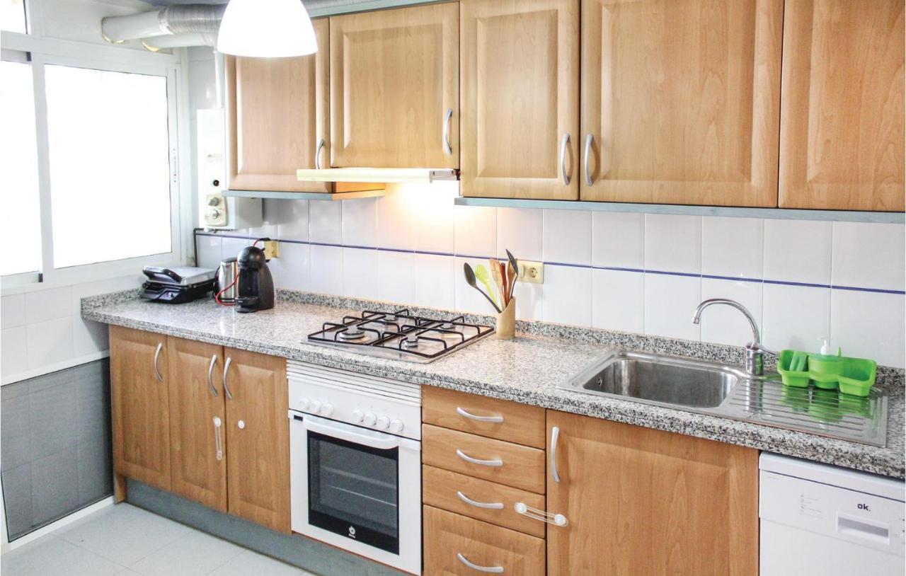 2 Bedroom Pet Friendly Apartment In アリカンテ エクステリア 写真
